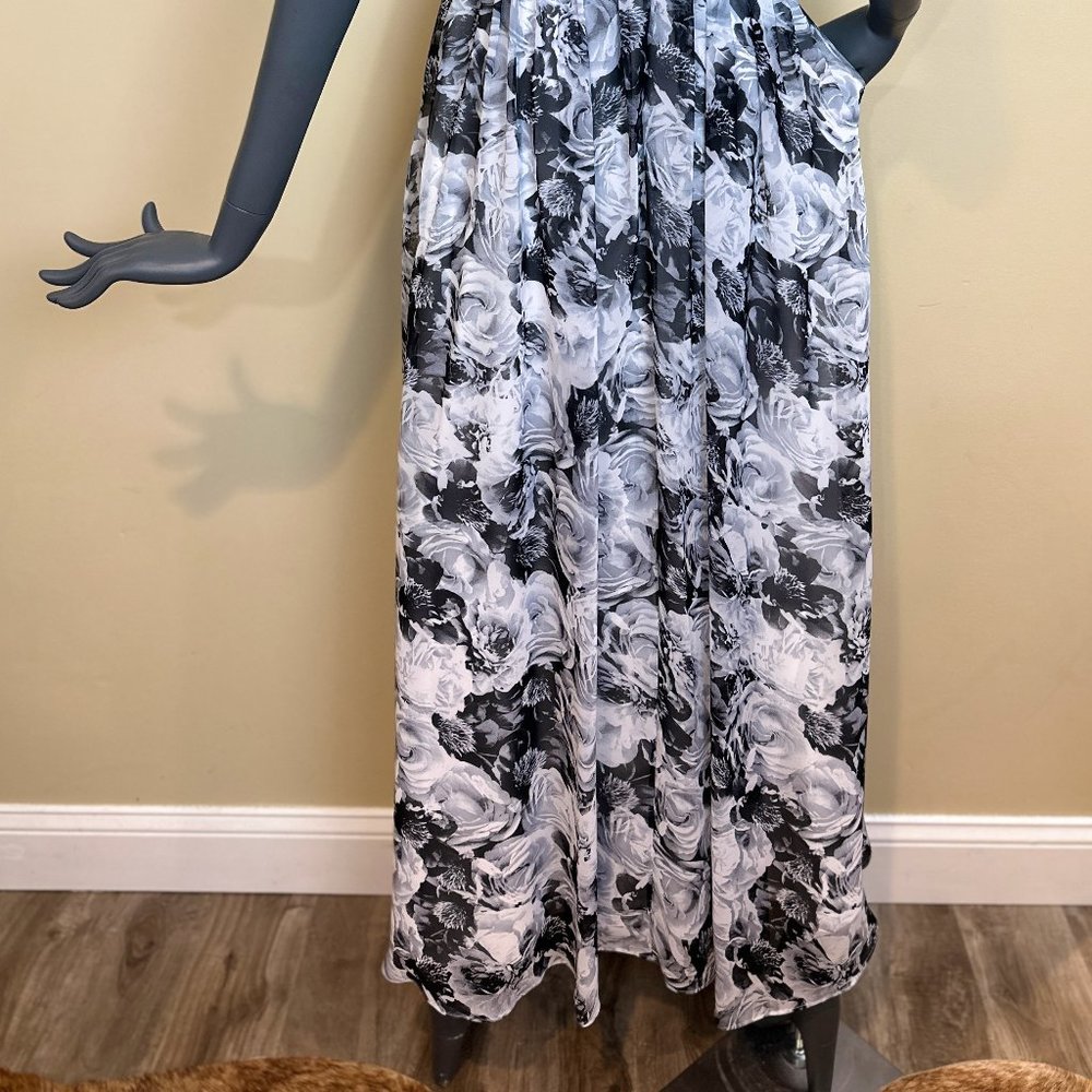 AIDAN by AIDAN MATTOX FLORAL DOUBLE V GOWN - Picture 9 of 11